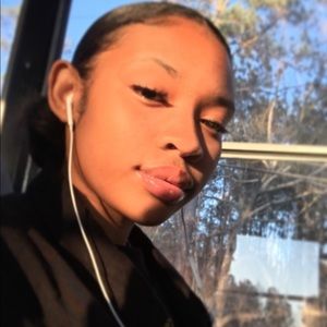 Meet your Posher, Kennedi